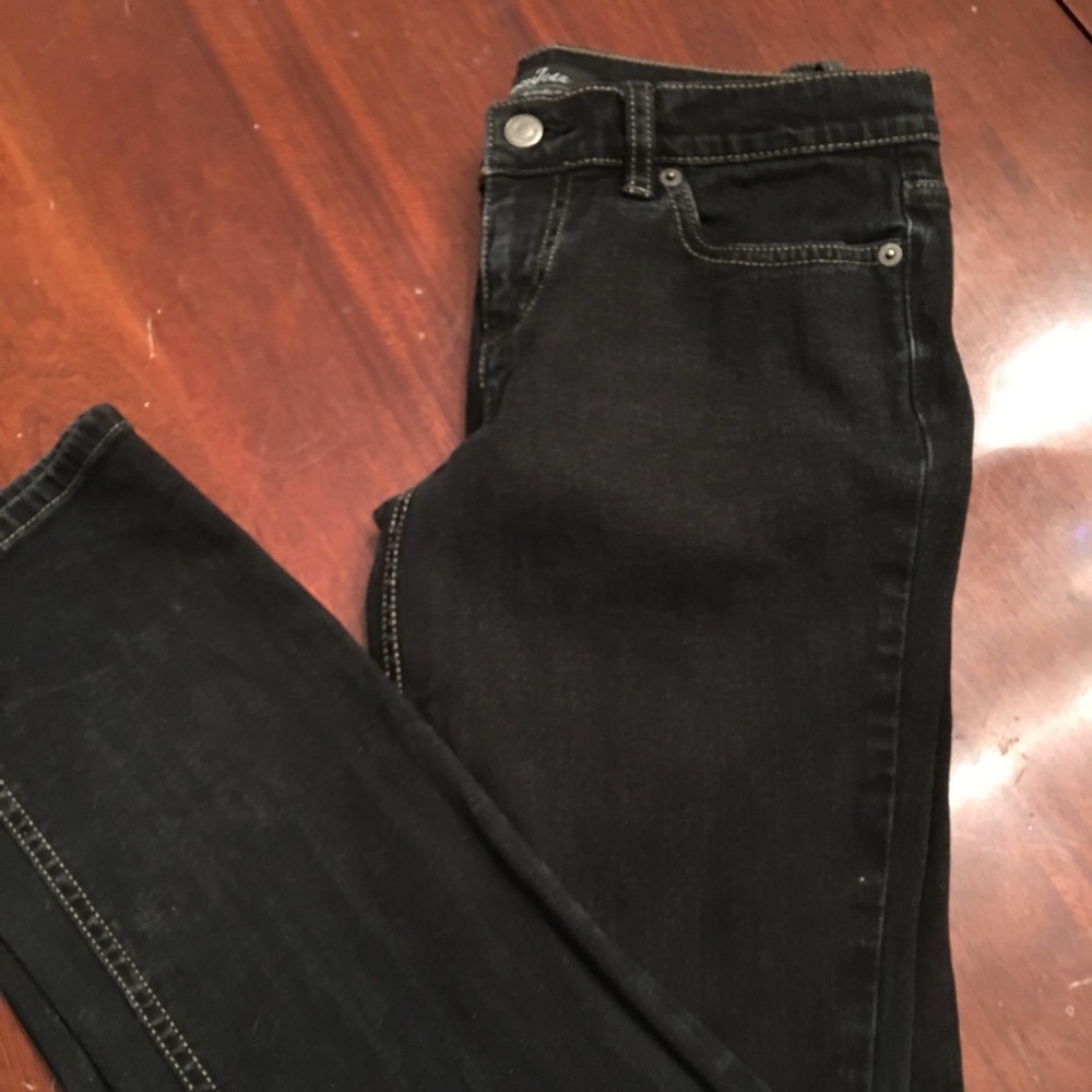 Size 4 Stretch Denim London Jeans nwot never worn